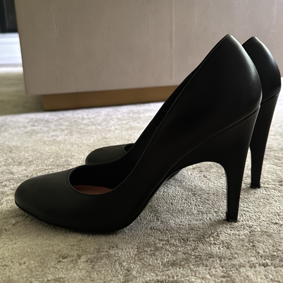 Can’t wear such a high heels anymore due to back pain, worn few times - Picture 2 of 6